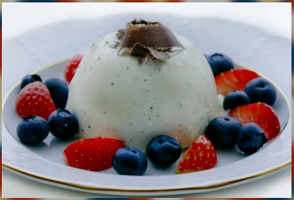Vanilla Bean Panna Cotta