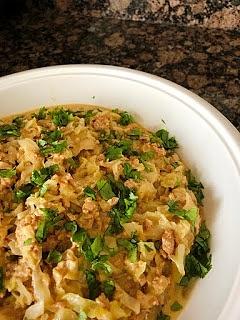 Minced chicken and cabbage in coconut sauce