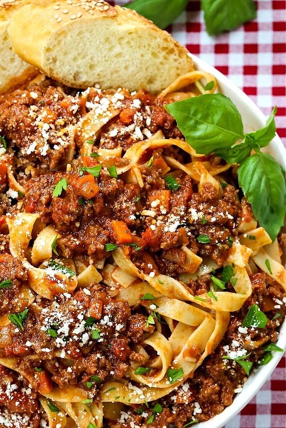 Bolognese sauce recipe