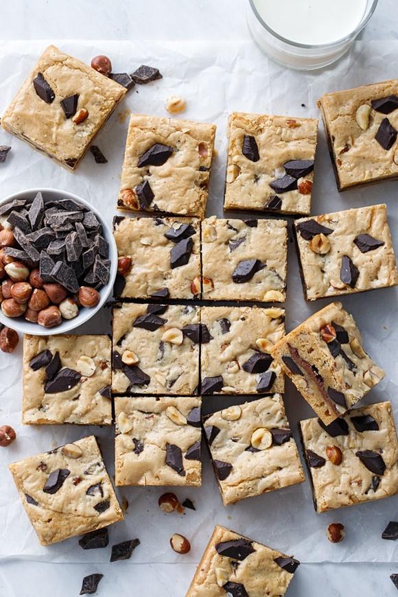 Nutella stuffed brown butter blondies
