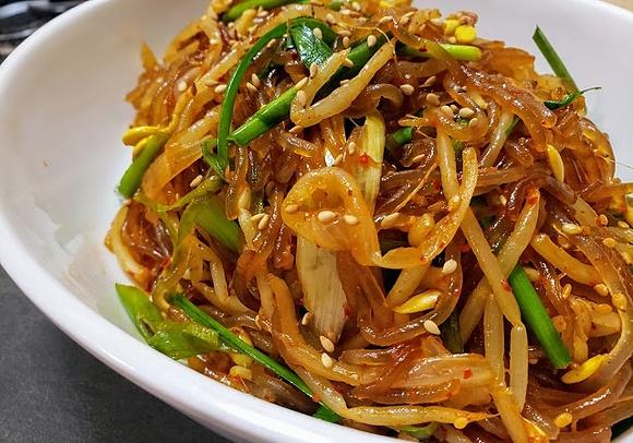 How to prepare and serve kelp and aloe vera noodles