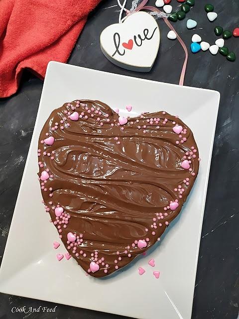 Flourless chocolate cake