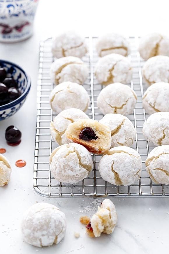 Stuffed cherry amaretti cookies