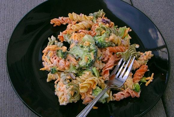 Broccoli cheddar pasta salad recipe
