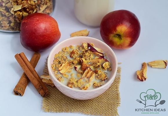 Apple Cinnamon Granola
