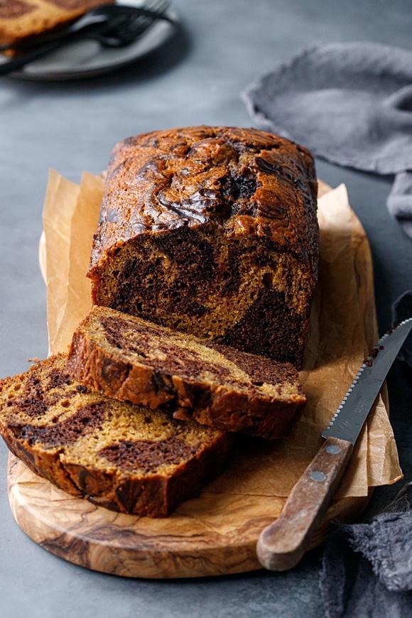 Pumpkin chocolate swirl bread