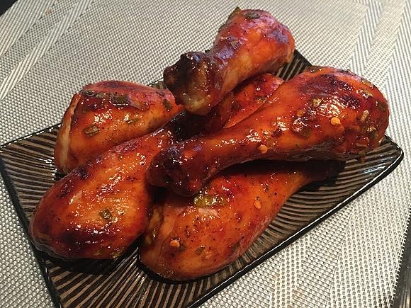 Sweet and spicy chicken drumsticks