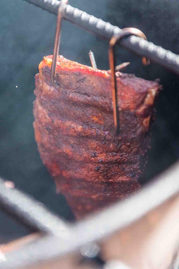 Smoked pork spare ribs