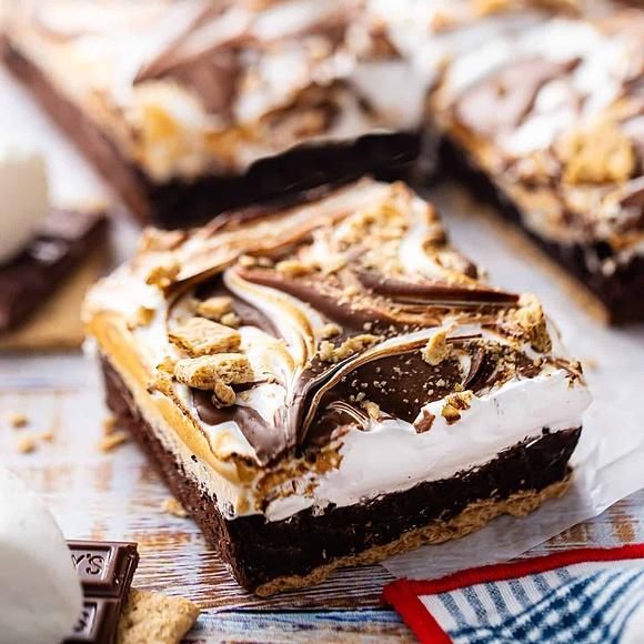 S’mores brownies