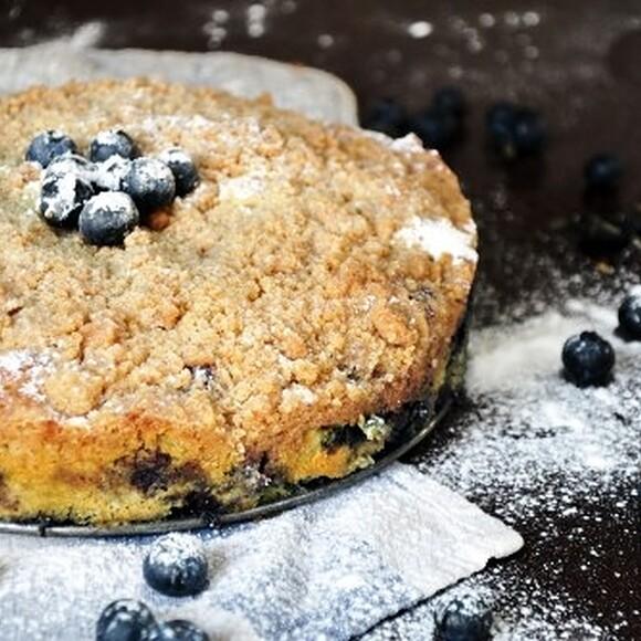 Blueberry Crumb Cake