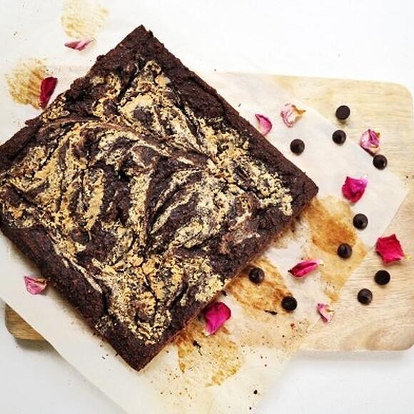 Chocolate peanut butter swirl brownies
