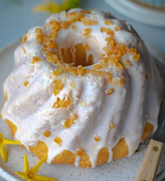 Moist vegan lemon glaze bundt cake