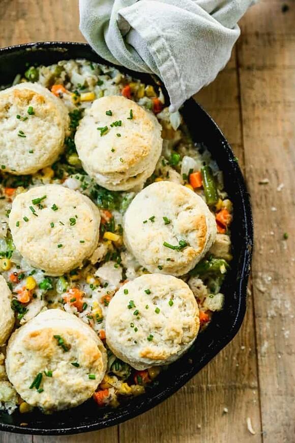 Biscuit chicken pot pie