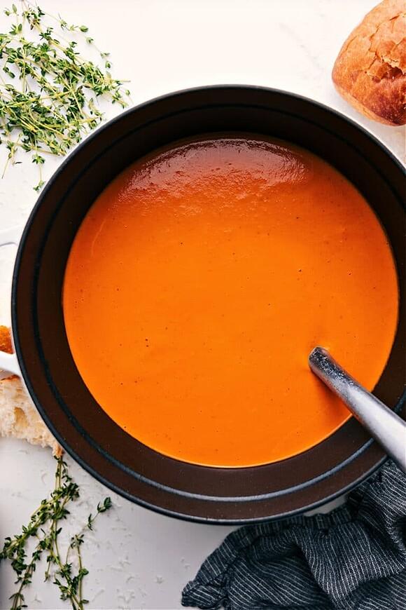 Roasted red pepper gouda soup
