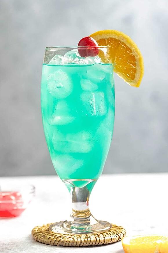 Olive garden blue capri cocktail