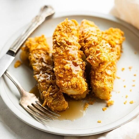Cinnamon crunch french toast sticks