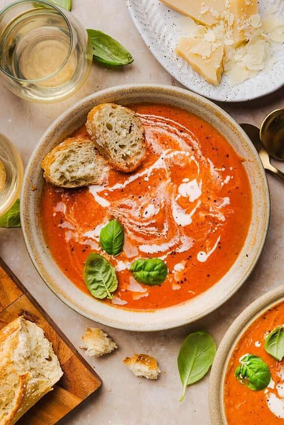Creamy tomato basil soup