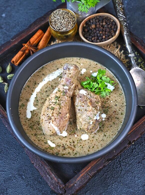 Creamy punjabi kali mirch chicken