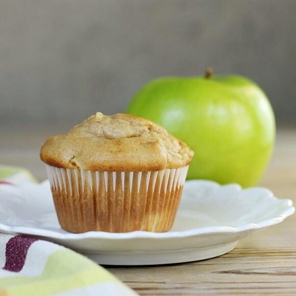 Apple cream cheese muffins