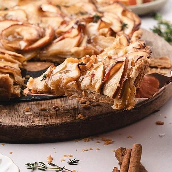 Salted caramel apple tart