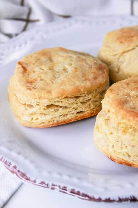 Copycat Hardee's Biscuits