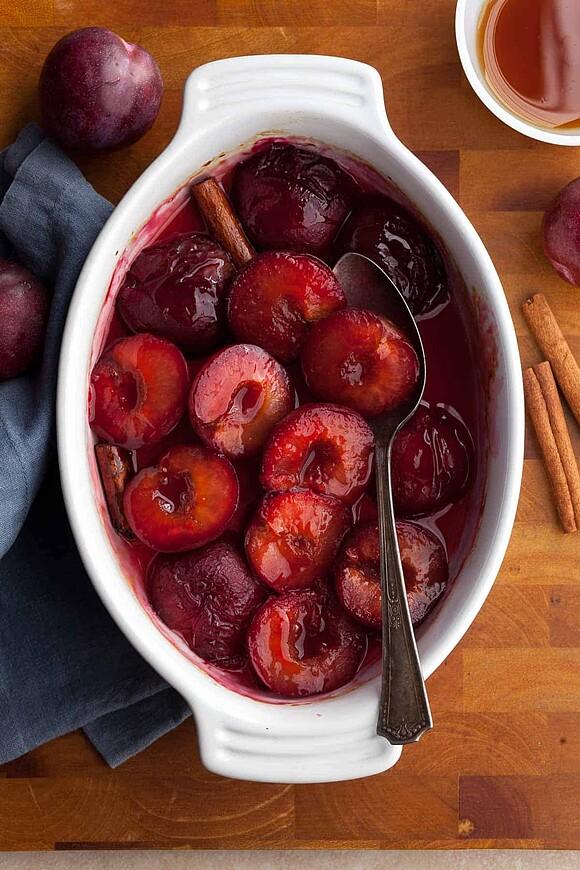 Roasted plums with maple syrup