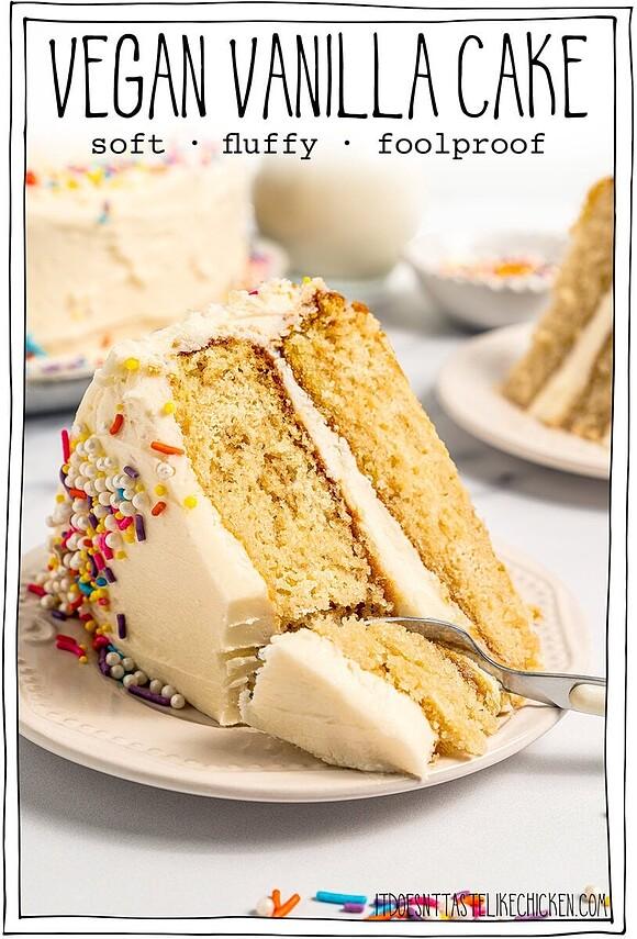 Vegan vanilla cake: fluffy, moist and foolproof