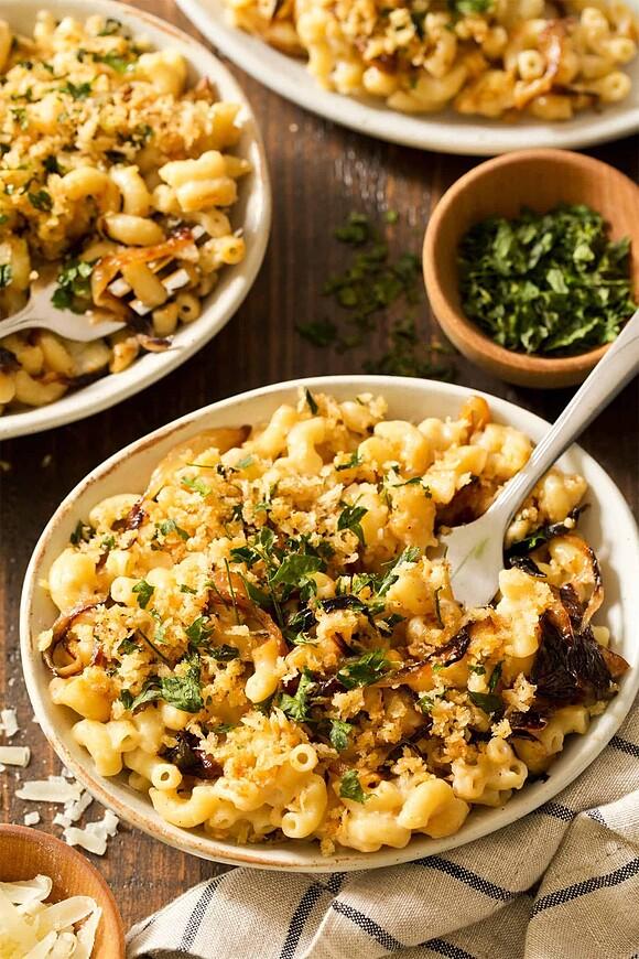 French onion mac and cheese