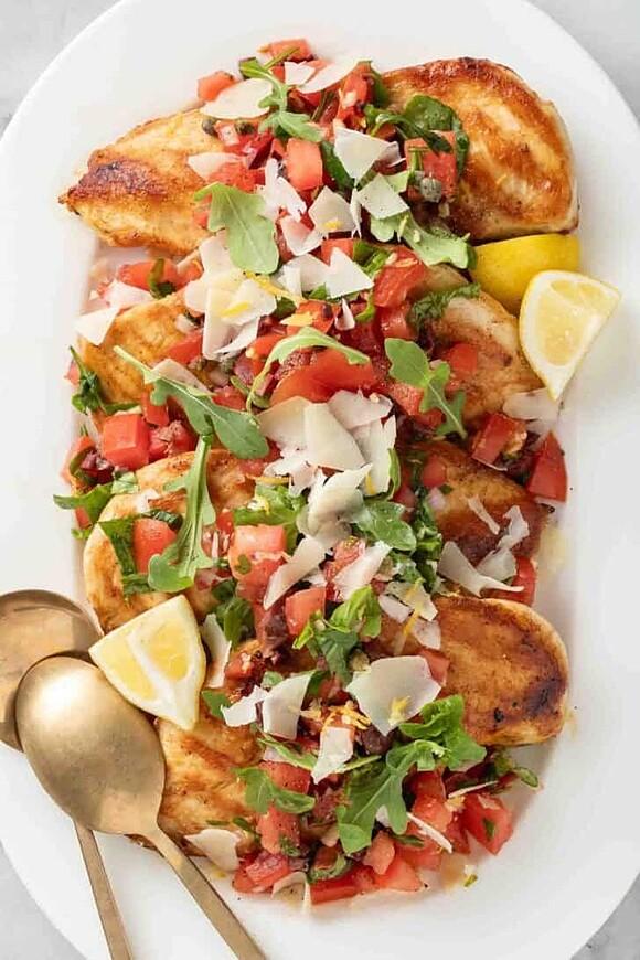 Bruschetta chicken with italian salsa