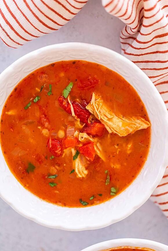 Easy chicken tomato lentil soup