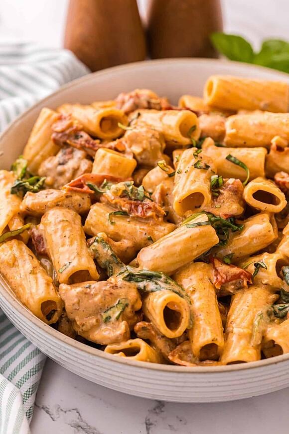 Tuscan Chicken Pasta