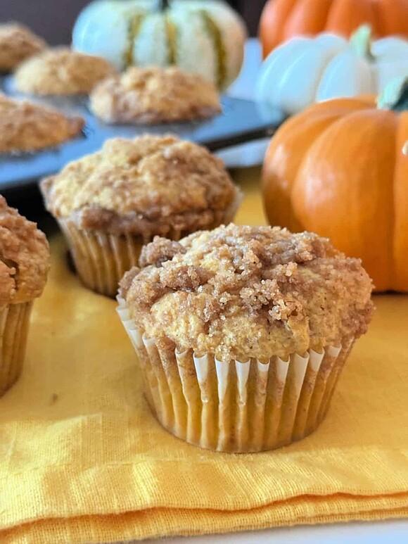 Pumpkin cream cheese muffins with streusel
