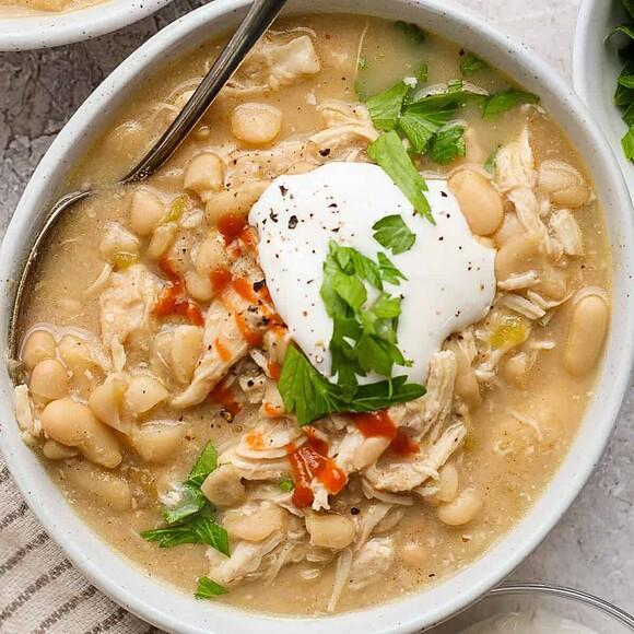 Crockpot white chicken chili