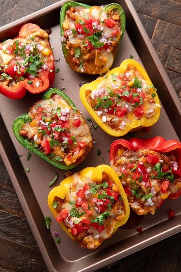Chicken enchilada stuffed peppers
