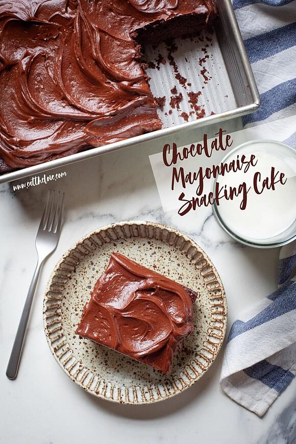 Chocolate mayonnaise snacking cake
