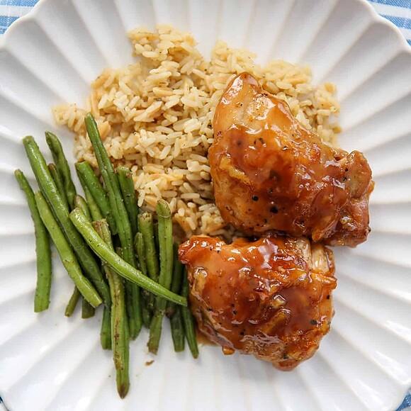 Easy orange-glazed chicken thighs
