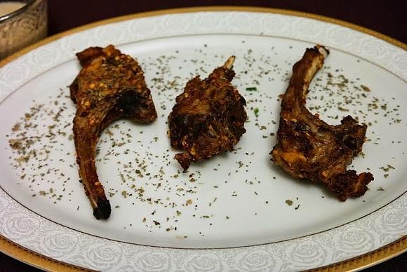Roasted lamb chops with tahini sauce