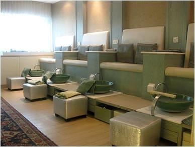 Serendipity nail spa manicure and pedicure in holland village
