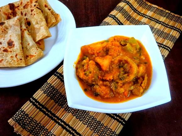 Aloo parval ki sabzi - side dish for rotis