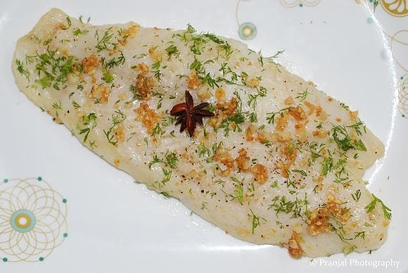 Poached Fish in Lemon Butter Garlic Sauce