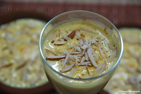 Kesariya kheer saffron rice pudding