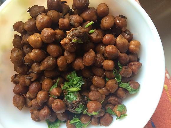 Kaale chane black gram or bengal gram for navratri