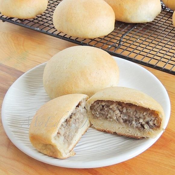 Mennonite meat buns fleisch perishky