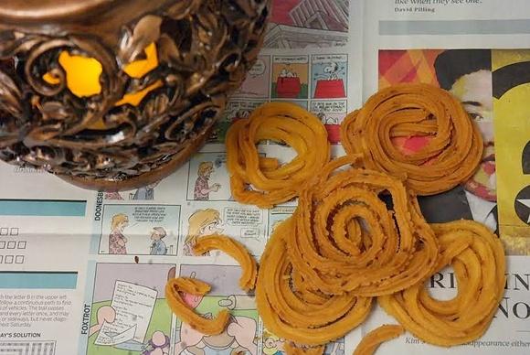 Potato murukku - crispy potato twisters