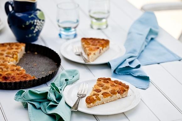 Mirabelle plums and almond frangipane tart