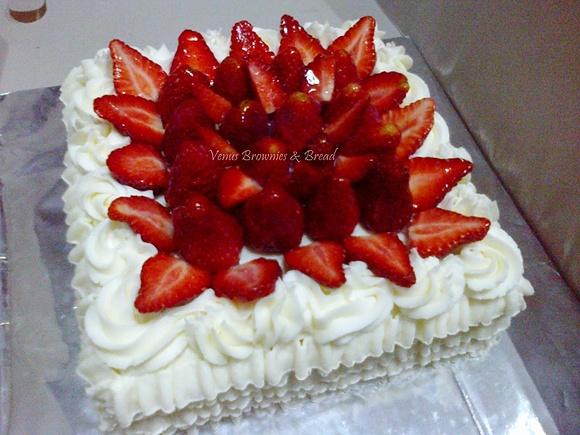 Strawberry Japanese Cheese Cake
