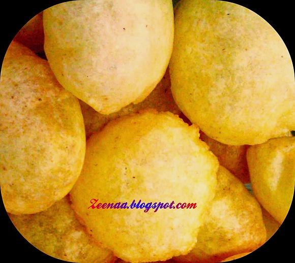 Pani Puri or Golgappa recipe with ingredients and method