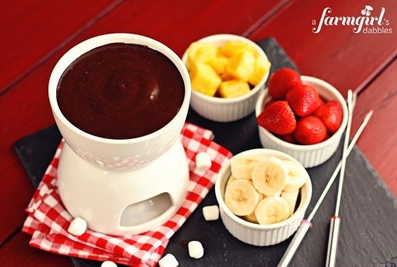 Chocolate Marshmallow Fondue