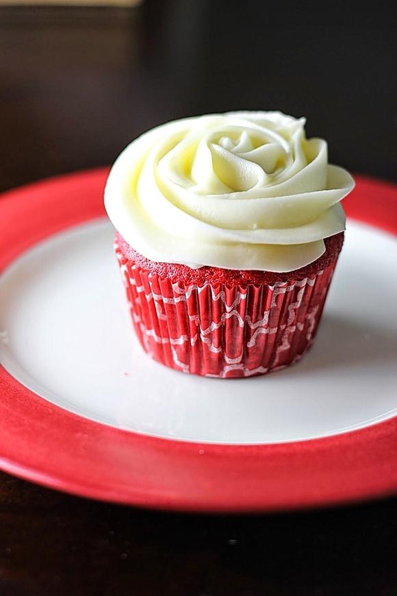 Red Velvet Cupcakes with Cream Cheese Icing