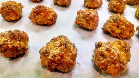 Homemade sausage balls no bisquick